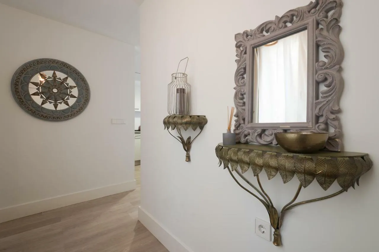 Central Deluxe Apartments Granada